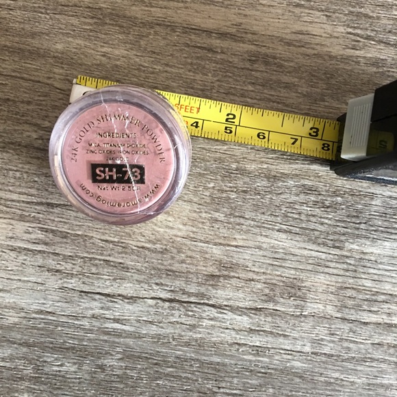 Amore Mio Cosmetics Shimmer Powder, Sh73, 2.5-Gram - Picture 1 of 3